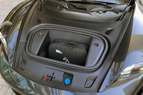 Editorial 2021 porsche taycan turbo s cross turismo 21 ct