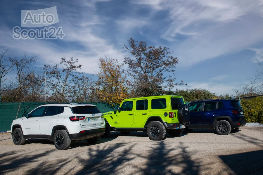 gama jeep 4Xe 012
