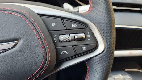 Genesis GV70 3.5T Sport Plus 2025 : essai routier Image