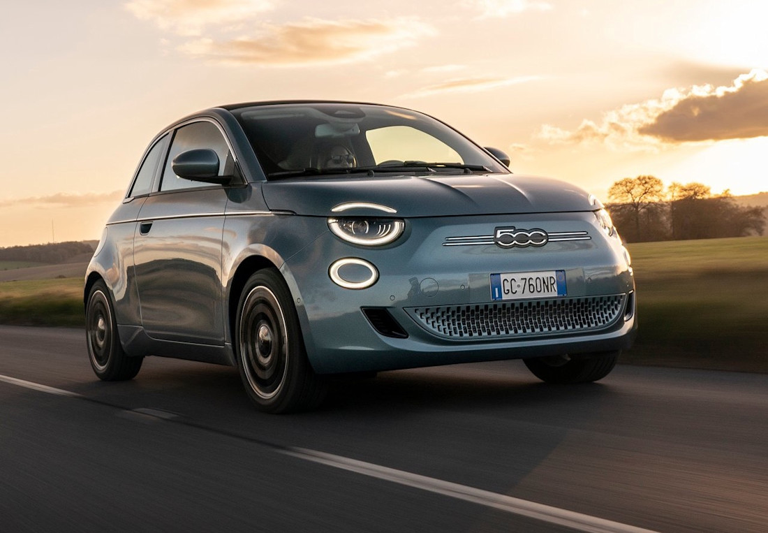 Fiat-500 Cabrio-2021 4