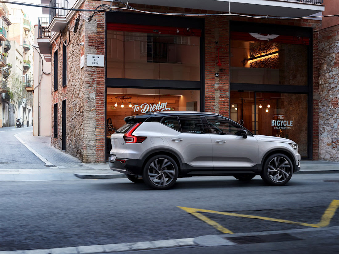 AS24 - Volvo XC40 Twin Engine (3).jpg