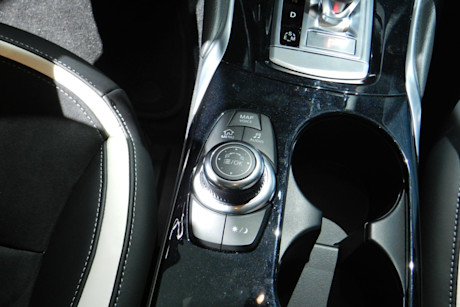 Editorial infiniti q30 3