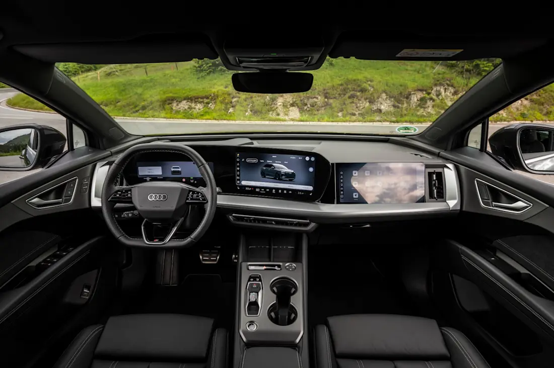 audi q4 e-tron quattro s line982