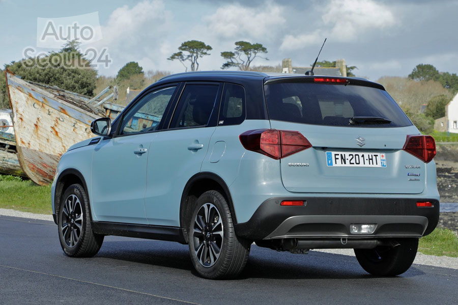 Suzuki-Vitara_Hybrid-2020-1600-25.jpg