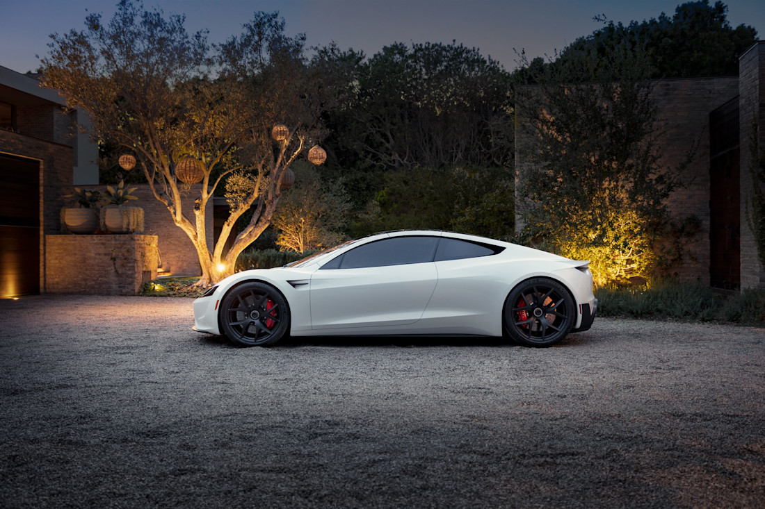 Tesla Roadster, appuntamento al 1° ottobre: la supercar elettrica torna dopo nove anni di attesa