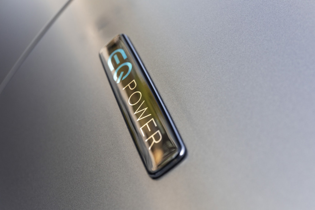 mercedes-benz-b-250e (1).jpg