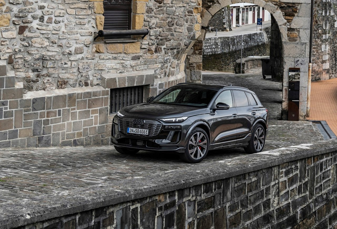 Audi-SQ6 e-tron-2025 3