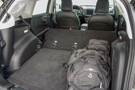 Editorial 2020 jeep compass trailhawk 48 db fr