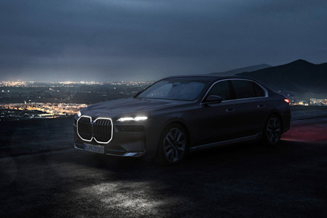 BMW-7-G70-Hero2