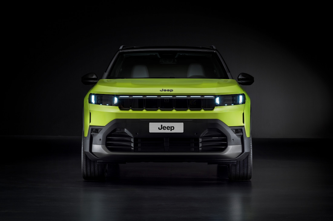 jeep-compass-2025 (8).jpg