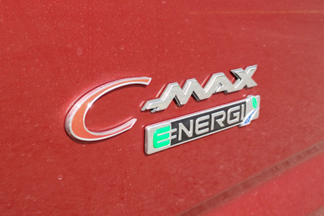 Editorial 2016 ford cmax energi 9