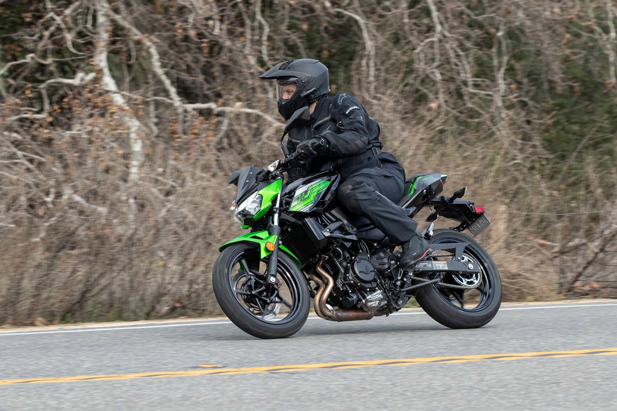 2019 Kawasaki Z400 Review (First Ride) - AutoTrader.ca