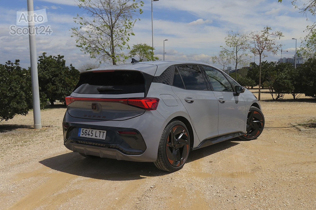 5_cupra_born.JPG