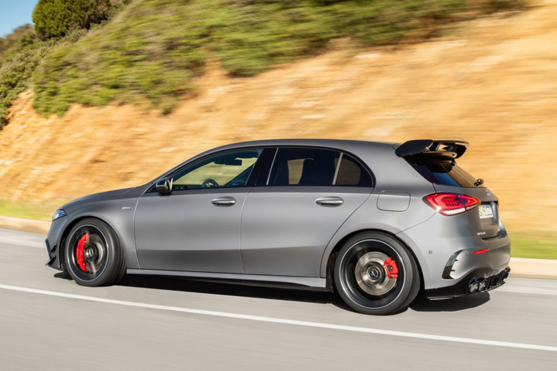 Mercedes-Benz-A45_S_AMG_4Matic-2020-1024-14.jpg