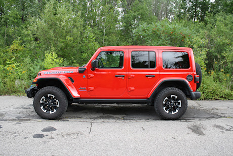 Jeep Wrangler 4xe Rubicon X 2024 : essai routier Image