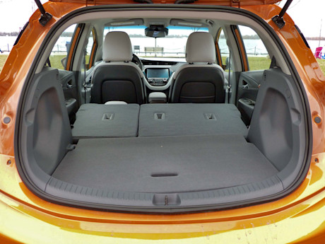 Editorial 2017 chevrolet bolt ev premier 28 jb