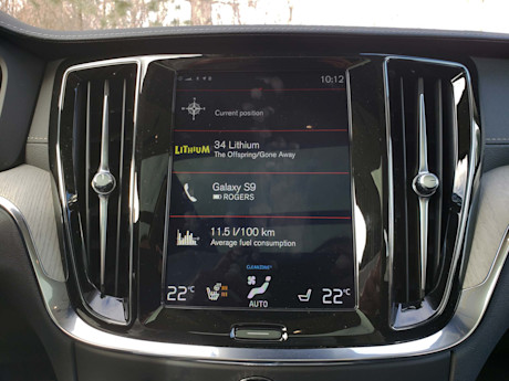 Editorial 2019 volvo v60 inscription 19 sw