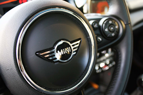 Essai routier : Mini Cooper 3 portes 2019 Body Image
