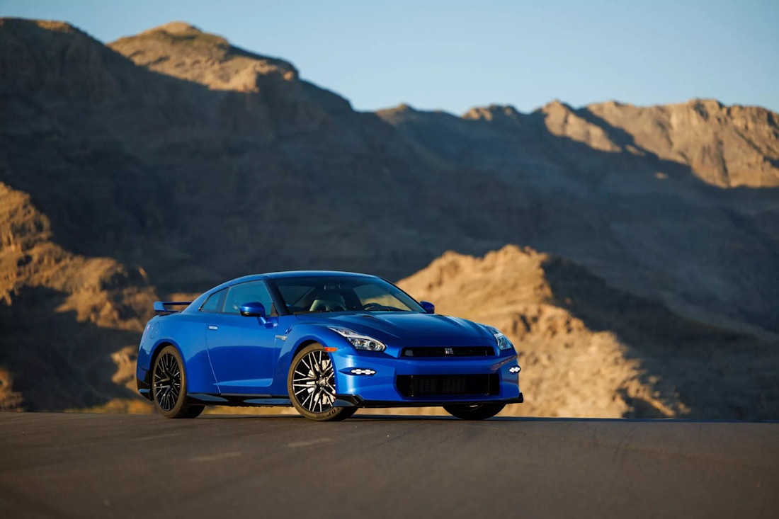 Nissan-GT-R-Specials-2024 (14).jpg
