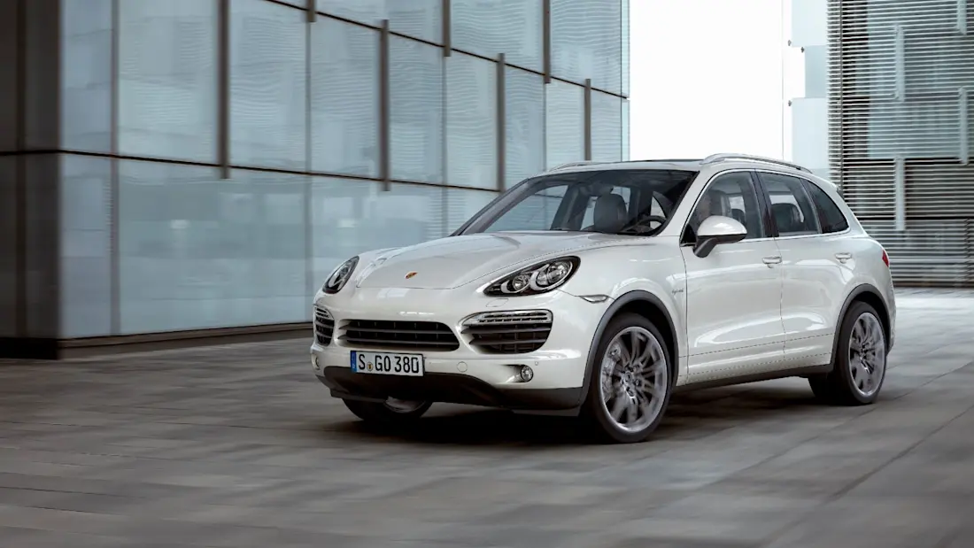 Hybrid pioneer in 2010, Porsche launches its first series-produced hybrid vehicle with the second-generation Cayenne, the Cayenne S Hybrid.