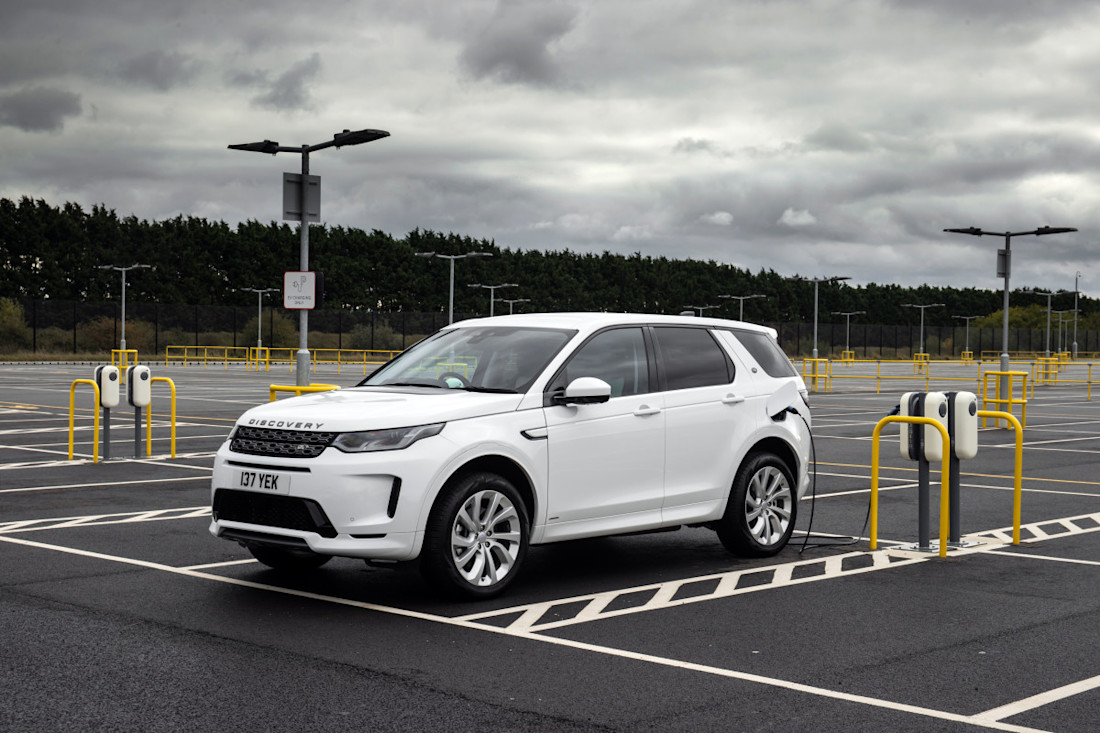 LR_DS_20MY_PHEV_Charging_211020_01