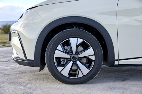 byd-dolphin-924-83b899