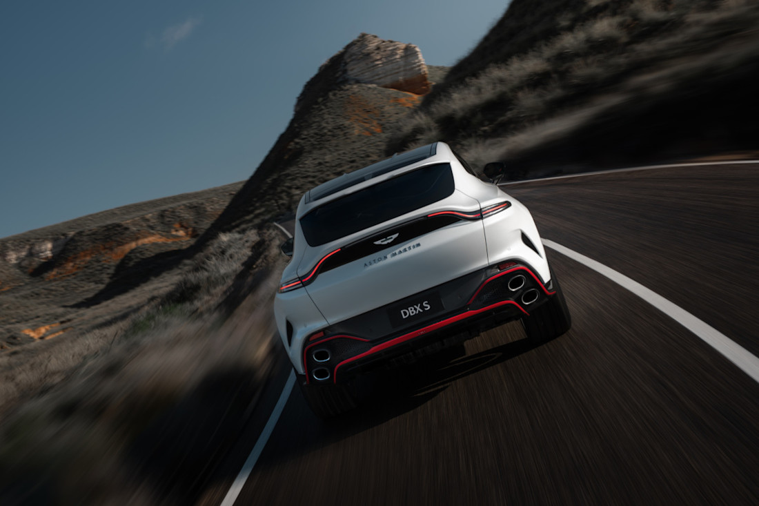 Aston-Martin-DBX-S-2025 (10).jpg