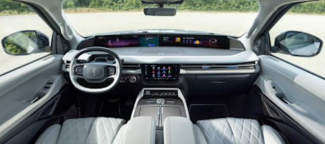 Editorial 2025 lincoln navigator l black label atmospheric 16