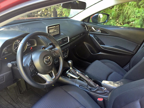 Editorial 2015 mazda3 gs gw 17