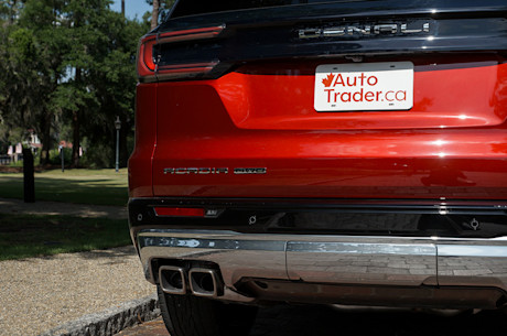 Editorial 2024 gmc acadia fd jv 240613 13