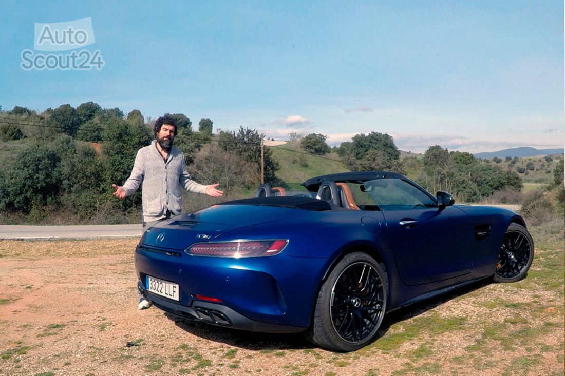 Mercedes_amg_gt_roadster_HERO.jpg