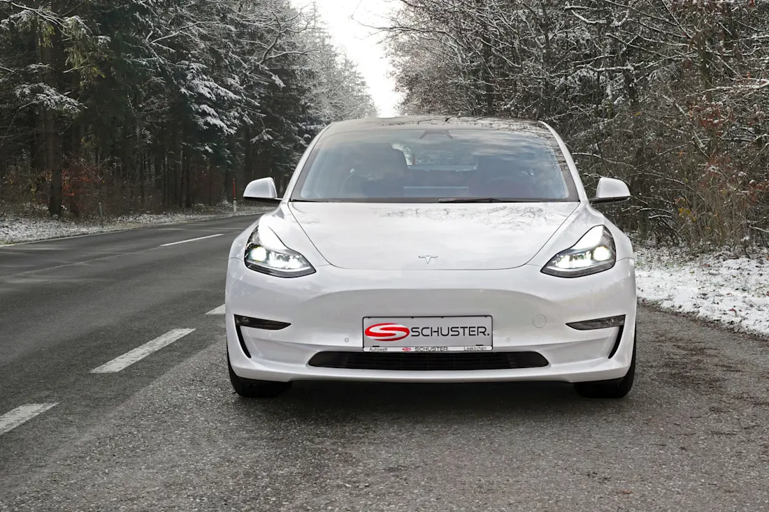 Tesla model 3 performance_front