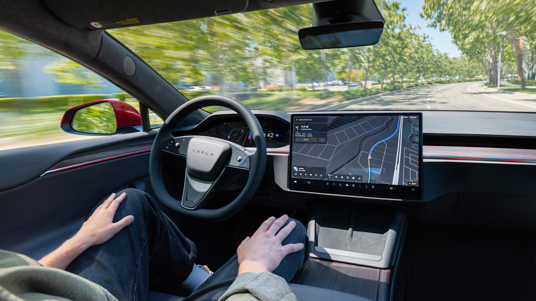 dit-16-jaar-oude-model-van-tesla-krijgt-weer-een-facelift-2025-04.jpg