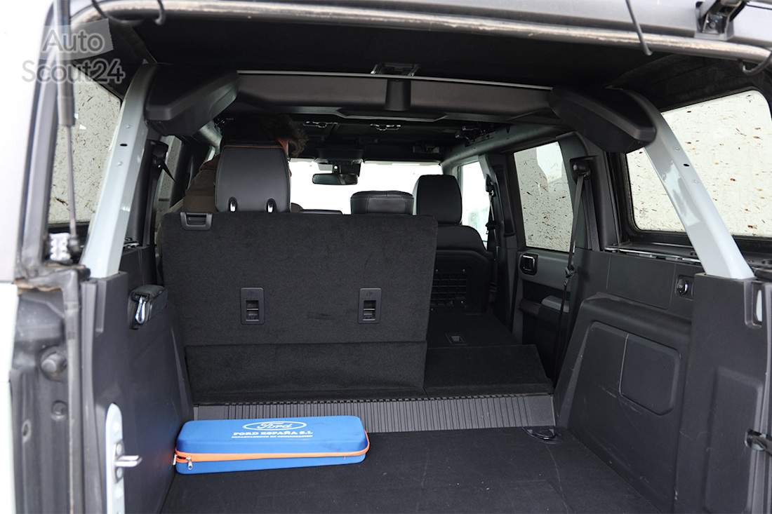 Ford-Bronco-2024-maletero (2).jpg