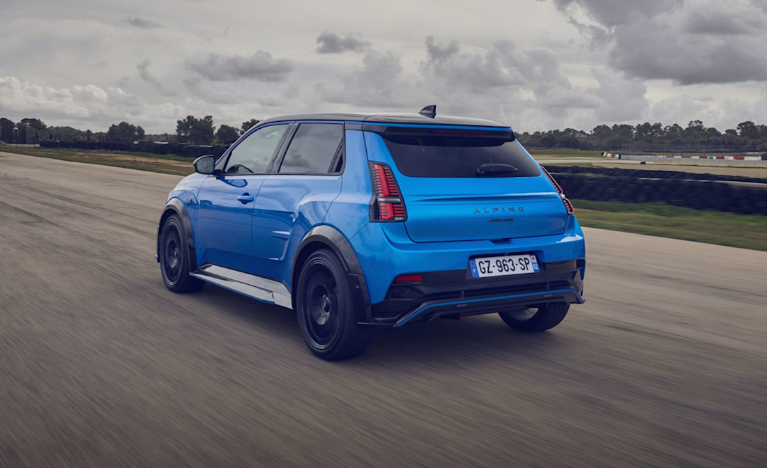 Alpine A290 2