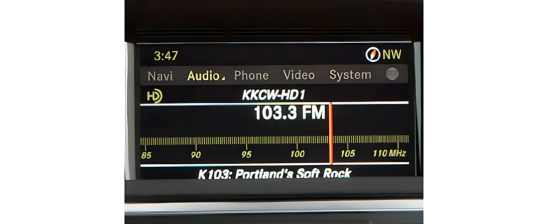 Mercedes-Benz E-Class 2011 59