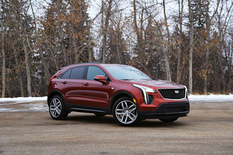 Editorial 2019 cadillac xt4 awd sport 04 ts