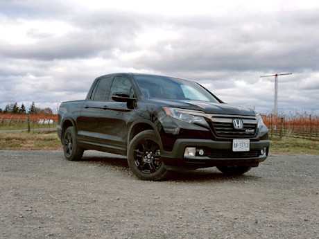 Editorial 2018 honda ridgeline black edition 03 jb