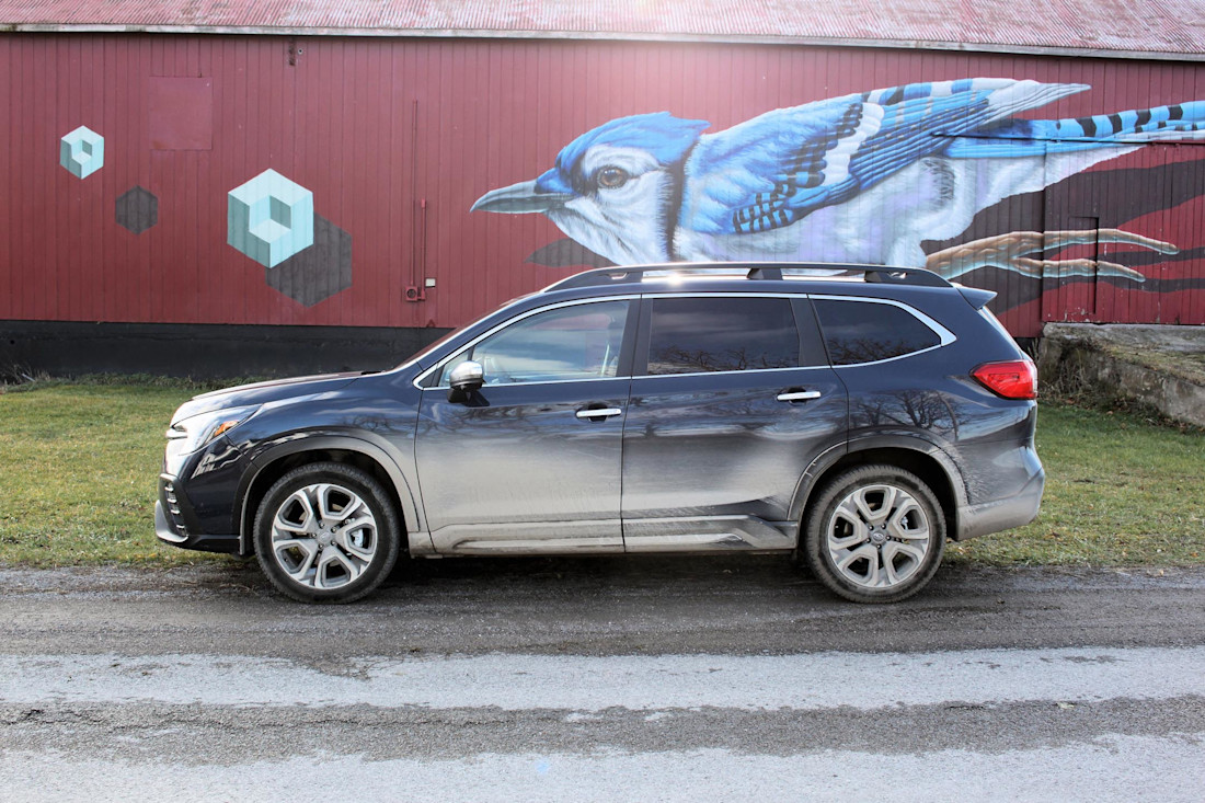 Editorial 2023 subaru ascent 09 sha