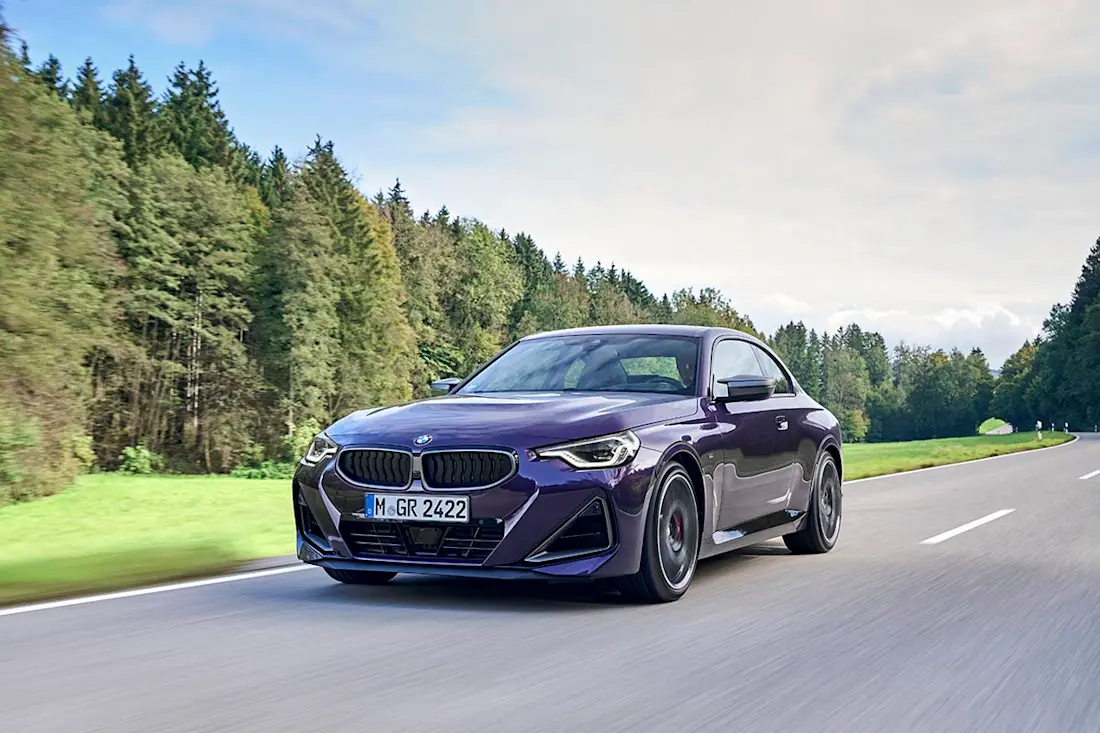 AS24 BMW 2 Reeks Coupé 2021 rijdend voor AS24 BMW 2 Reeks Coupé 2021 rijdend voor