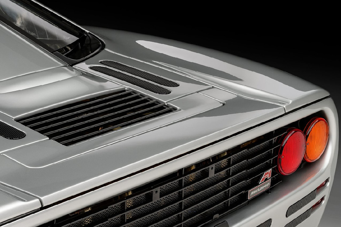 McLaren-F1-1993 (6).jpg