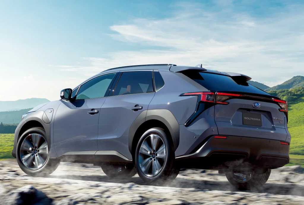 dit-automerk-zet-de-rem-op-evs-en-overweegt-meer-hybrides-2025-01