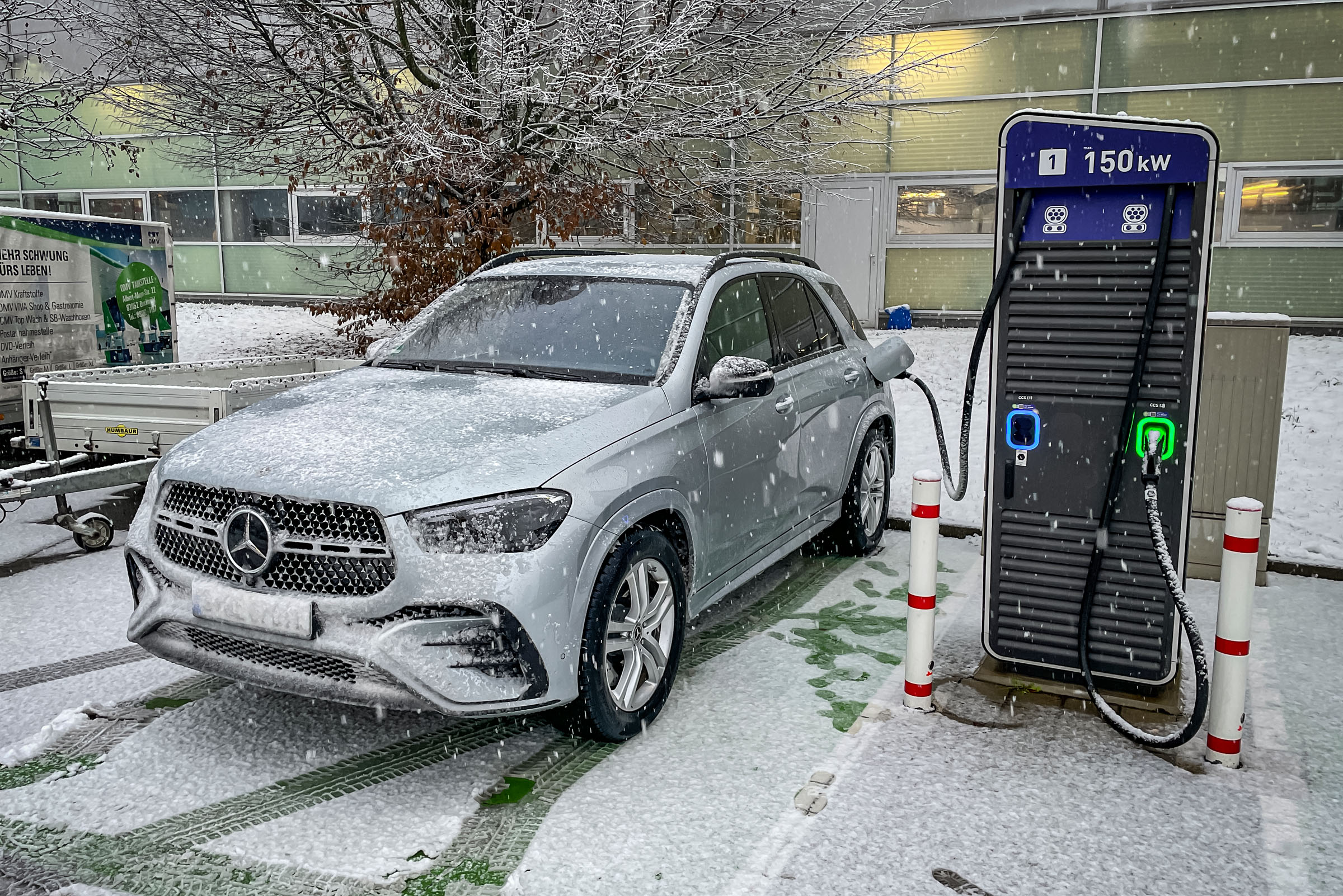 mercedes-gle-350de-laden.jpg