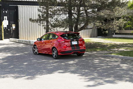 Editorial 2015 ford focus st jw 07