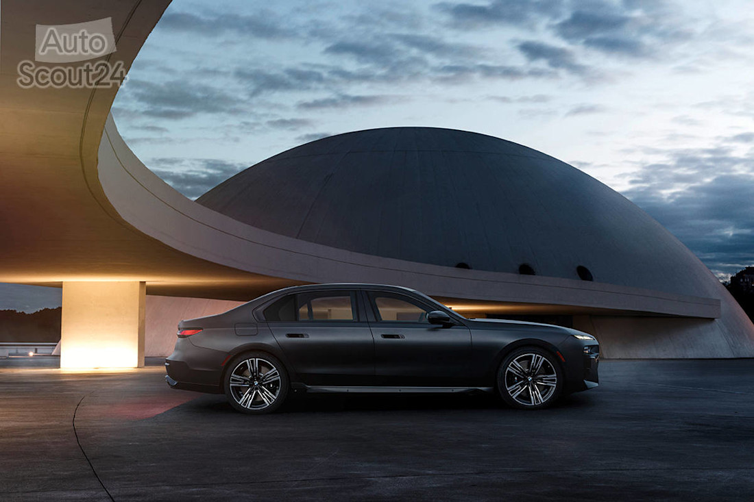 Nuevos BMW i7 y 760i 2022 (6).jpg
