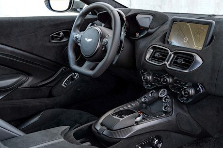 Editorial 2020 aston martin vantage 07 aston martin