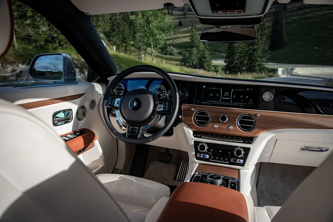 Rolls-Royce-Ghost-Cockpit Rolls-Royce-Ghost-Cockpit