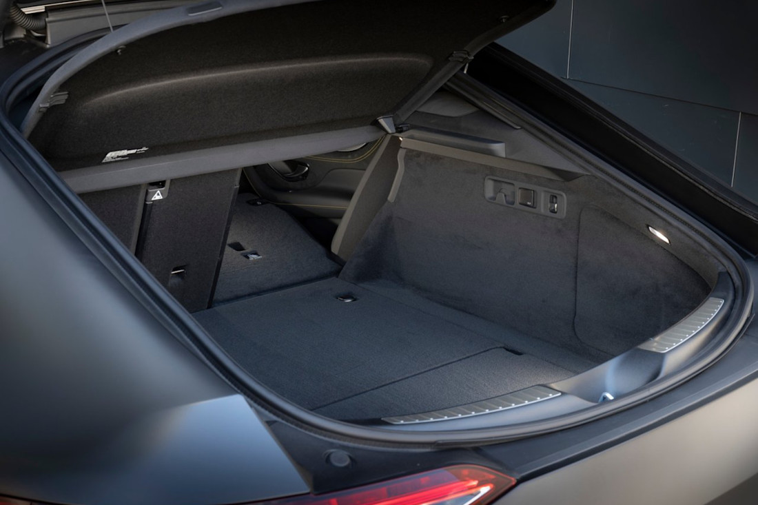 mercedes-benz-amg-gt63-trunk.jpg