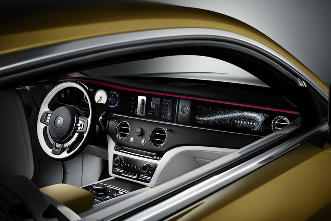 Rolls-Royce-spectre-interior-autoscout24 (5).jpg