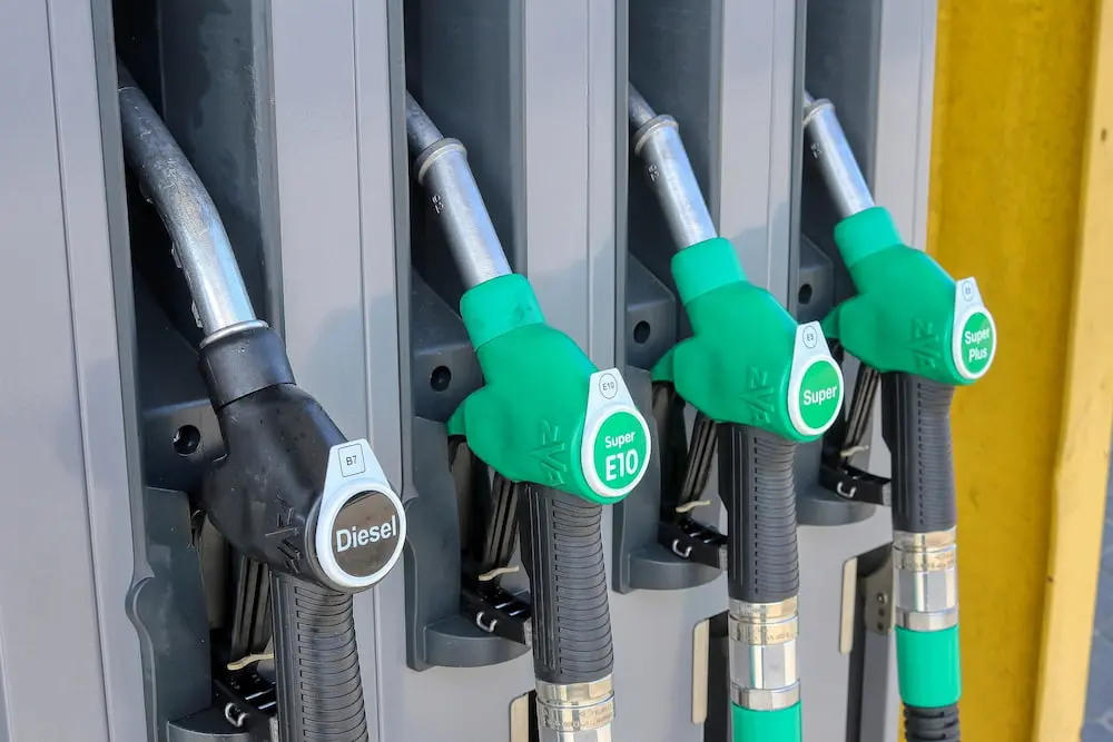  Zum Tanken von LPG benötigst du einen Adapter.